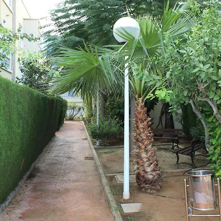 Apto En Con Terraza, Piscina, Parking Y Wifi Gratis Apartmán