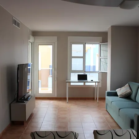 Apto En Con Terraza, Piscina, Parking Y Wifi Gratis Apartment *